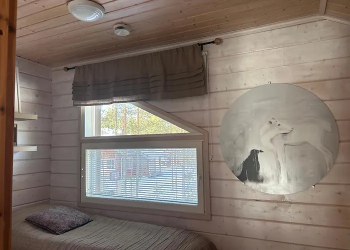 Villa Unelmasaeleikkoe 2 *